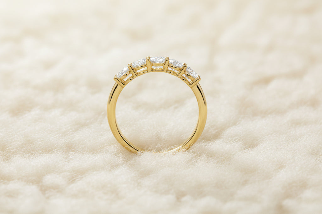 Oval Labgrown Diamond Ring