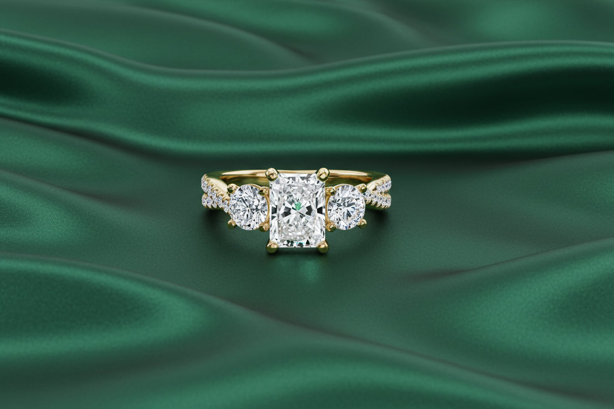 Twisted Link Round Diamond Trilogy Ring